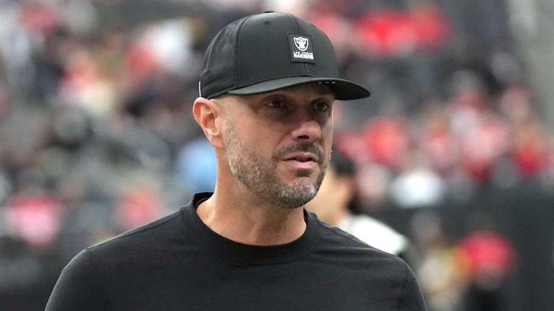  Jan 4, 2026; Paradise, Nevada, USA; Las Vegas Raiders general manager John Spytek reacts during the game against the Kansas City Chiefs at Allegiant Stadium. Mandatory Credit: Kirby Lee-Imagn Images | Kirby Lee-Imagn Images 