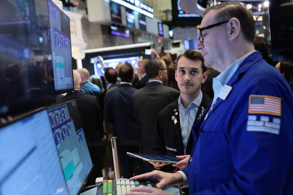  Barclays raised its number and immediately told investors the ride would still be rough. Santiago/Getty Images