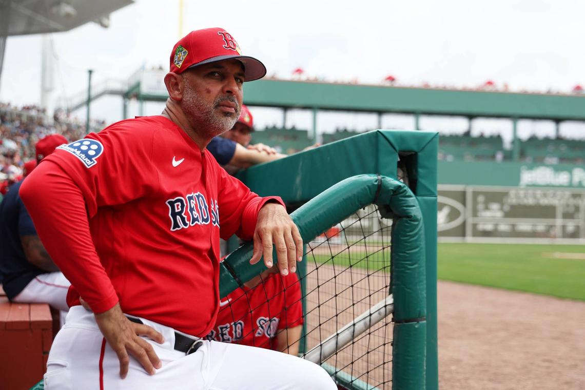  Boston Red Sox manager Alex Cora (13) © Kim Klement Neitzel-Imagn Images