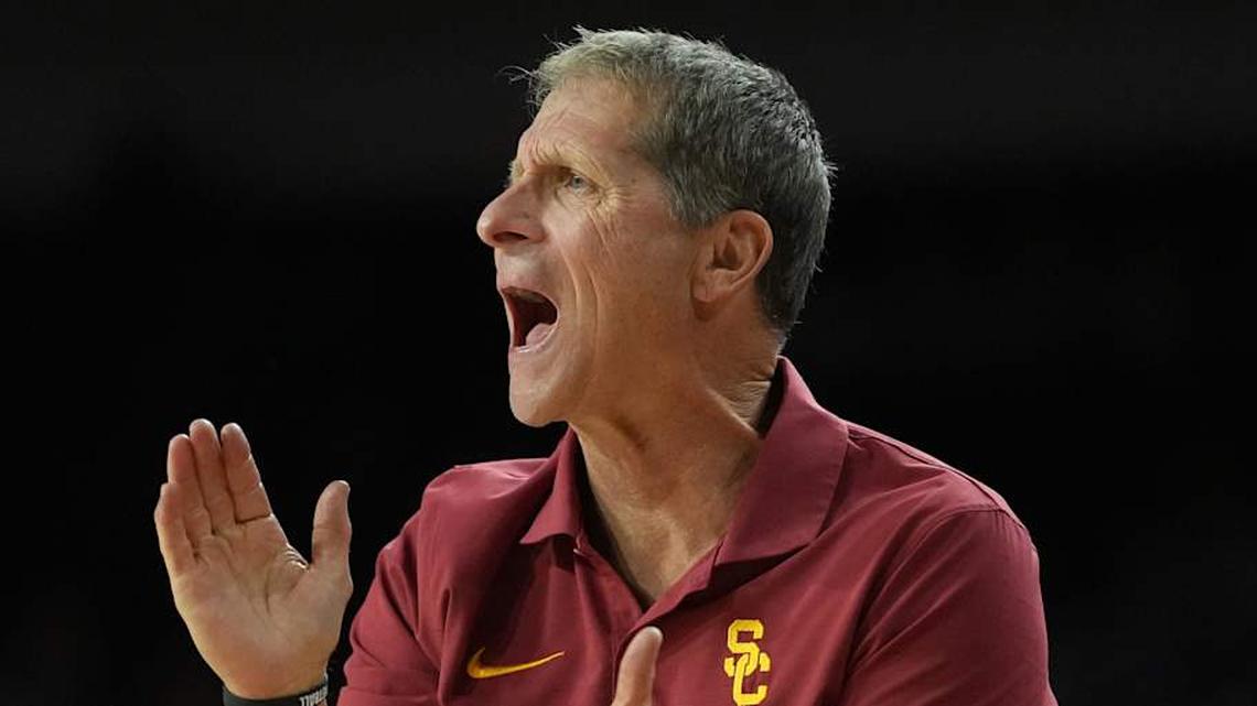  Jan 31, 2026; Los Angeles, California, USA; Southern California Trojans head coach Eric Musselman reacts against the Rutgers Scarlet Knights in the second half at Galen Center. Mandatory Credit: Kirby Lee-Imagn Images | Kirby Lee-Imagn Images 