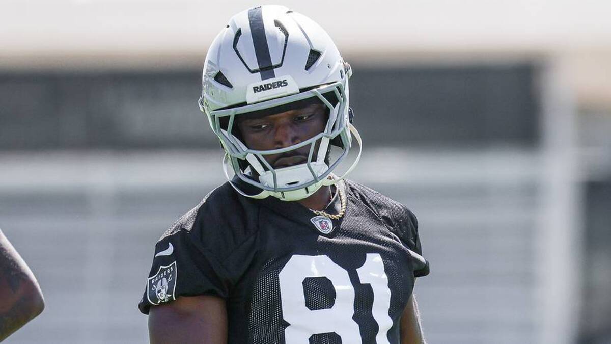  Dareke Young | Darrell Craig Harris, On SI 