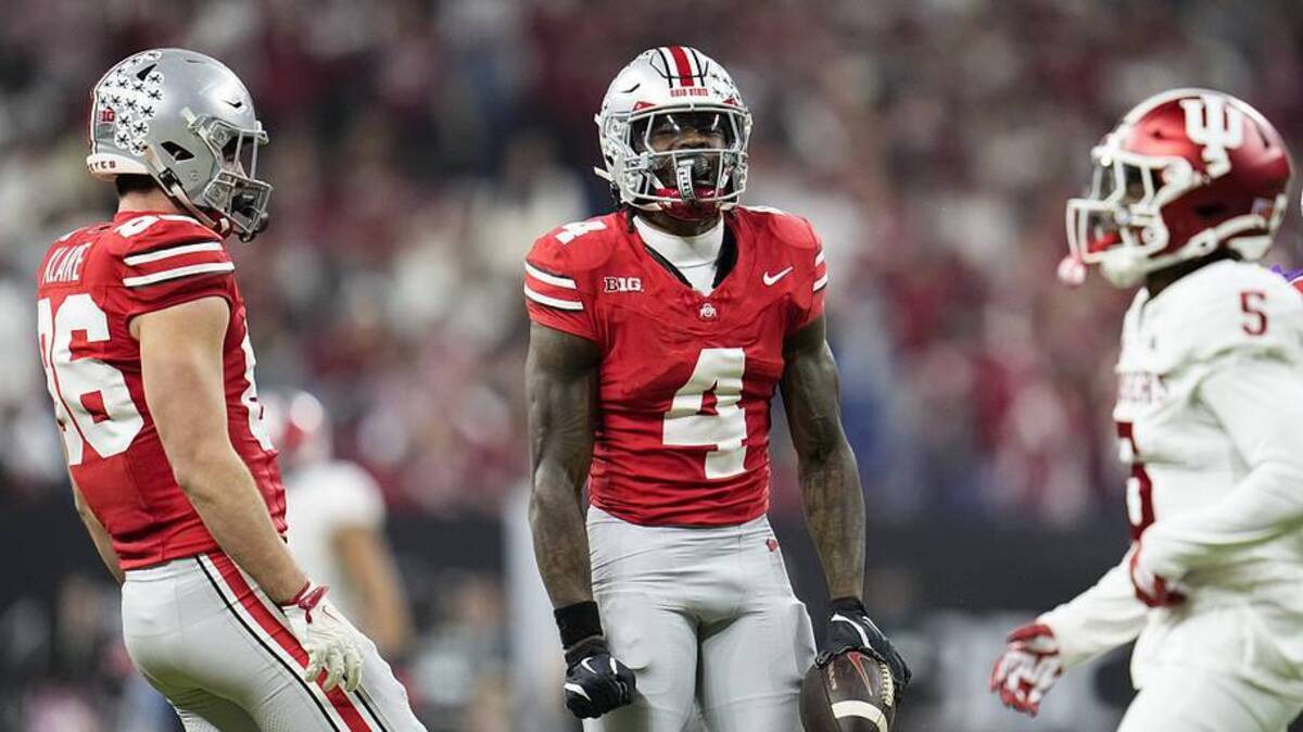 Ohio State Stars Excluded From EA Sports' College Football 27 Cover