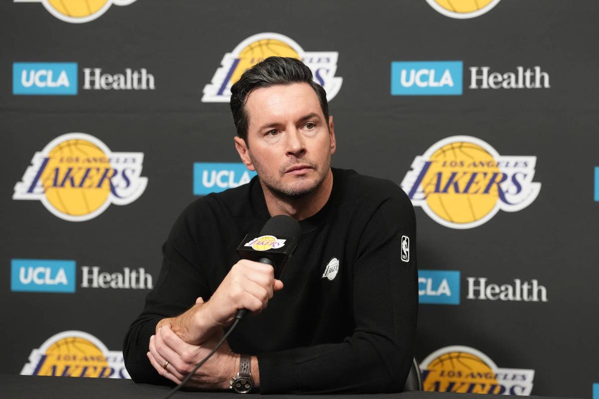  Los Angeles Lakers head coach JJ Redick © Kirby Lee-Imagn Images