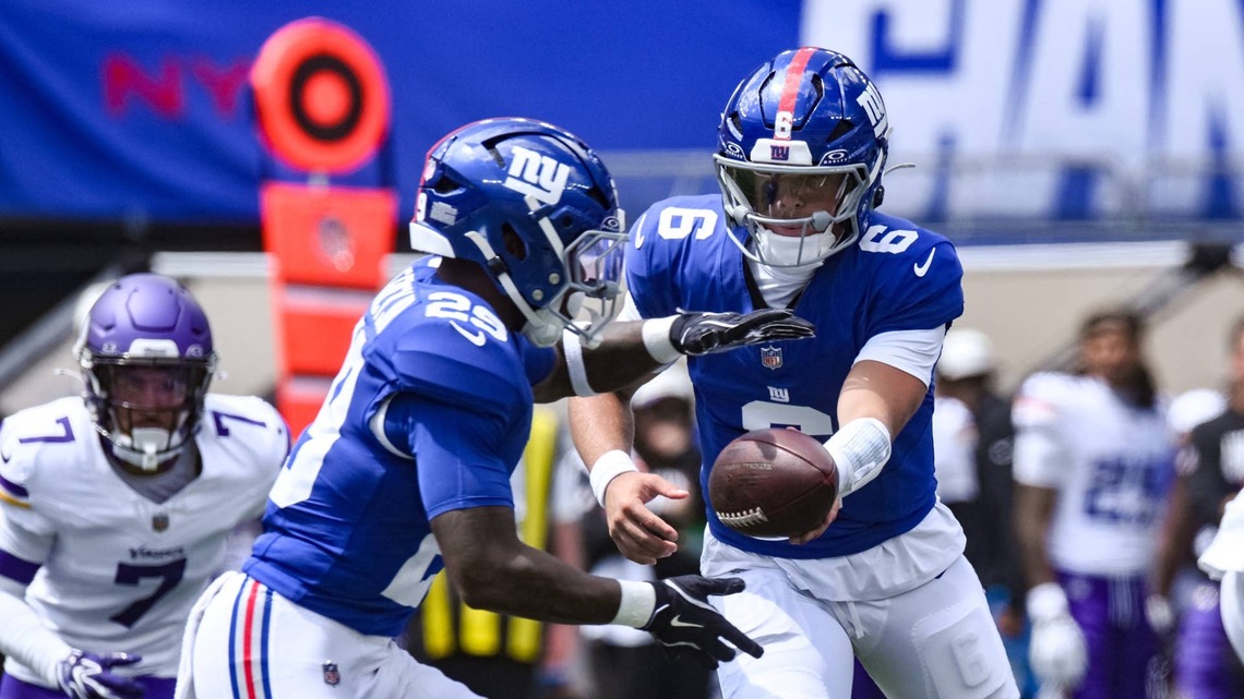 Giants' Najee Harris Signing Puts Tyrone Tracy Jr. on Notice