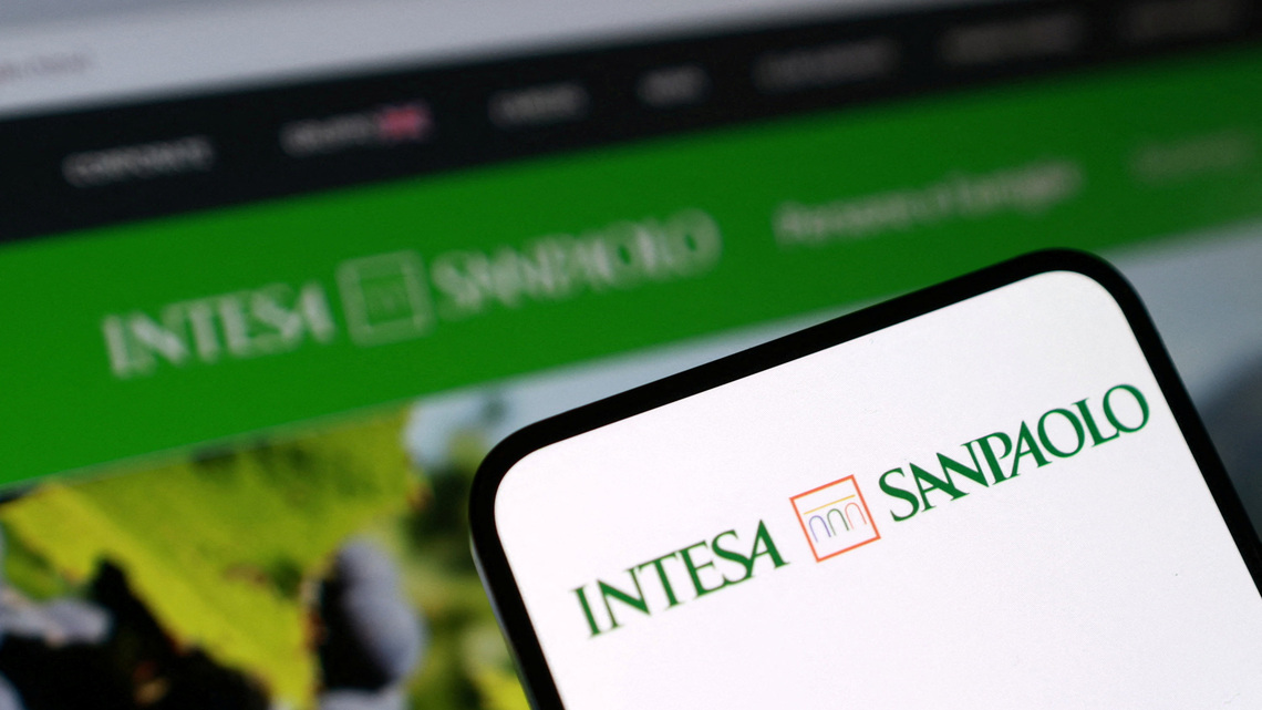 Intesa launches $35 billion Monte dei Paschi bid to redraw Italy's financial map 