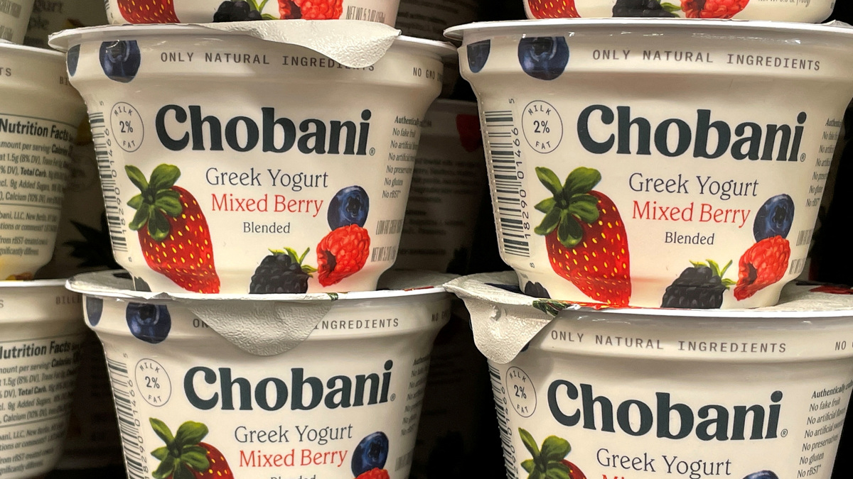 FILE PHOTO: Greek-yogurt maker Chobani is shown for sale in a grocery store in San Diego, California.  REUTERS/Mike Blake/File Photo