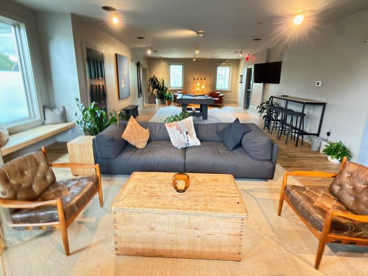  The exclusive members-only clubhouse features a private bar, lounge spaces, and a billiards room that we enjoyed throughout our stay. Photo credit: Kim Orlando 