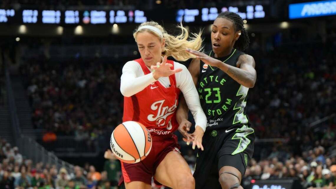 Caitlin Clark's 32 points help Fever take down Storm 