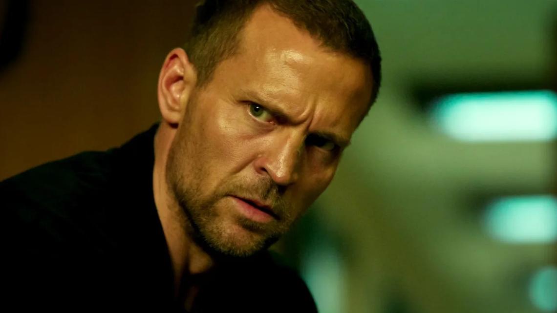 Everyone is Saying the Same Thing About Netflix's New Detective Drama 