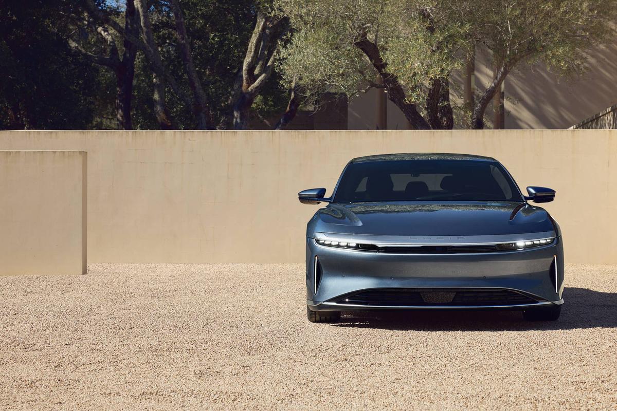  Lucid Air Pure Lucid
