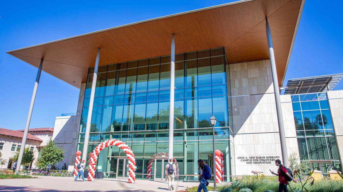 SANTA CLARA, CALIFORNIA - OCTOBER 15: Students walk past the state-of-the-art John A. and Susan Sobrato Campus for Discovery and Innovation in Santa Clara, Calif., on Friday, October 15, 2021. The Sobrato family donated $100 million to help the university construct the new 270,000 square foot center. (Dylan Bouscher/Bay Area News Group)