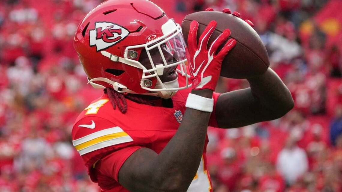 Chiefs WR Rashee Rice exits with hamstring injury 