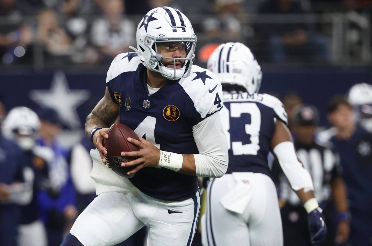  Dallas Cowboys quarterback Dak Prescott (4). © Kevin Jairaj-Imagn Images