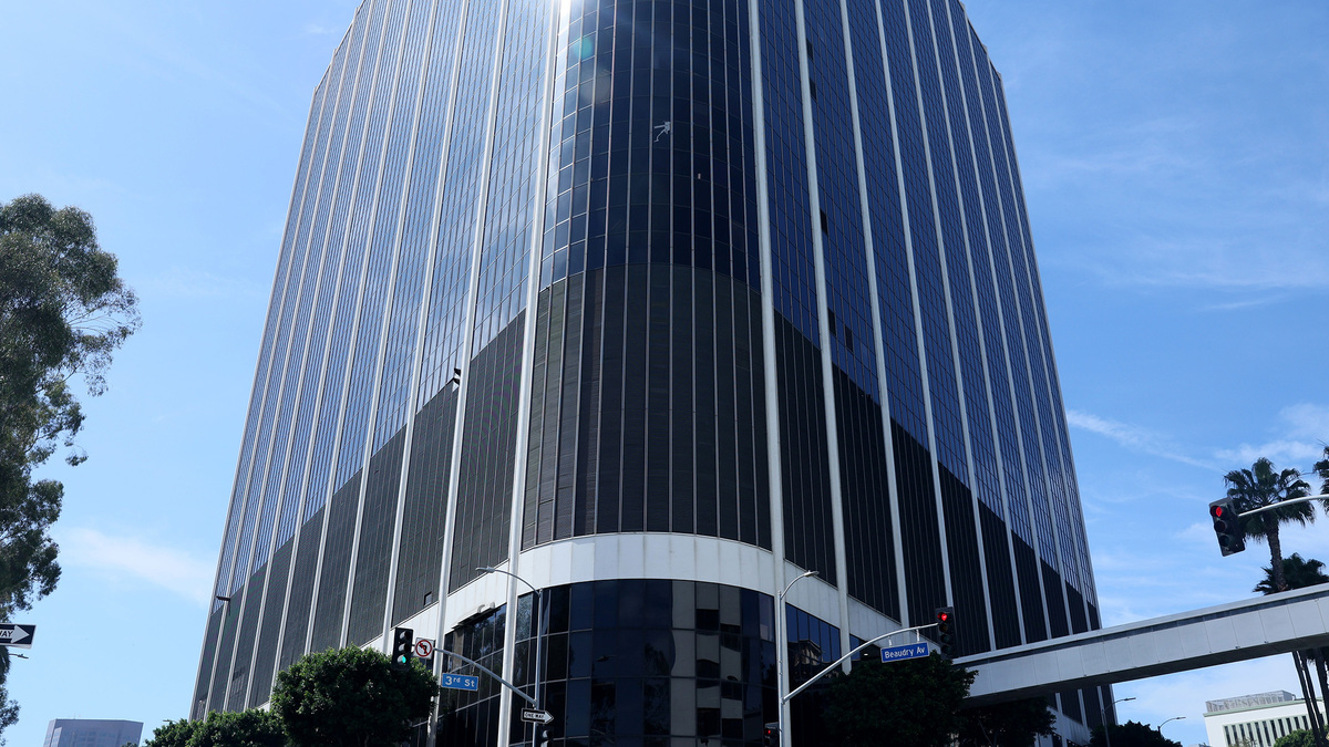 The exterior of LAUSD headquarters in downtown Los Angeles on Feb. 25, 2026. (Ronaldo Bolanos/Los Angeles Times/TNS)