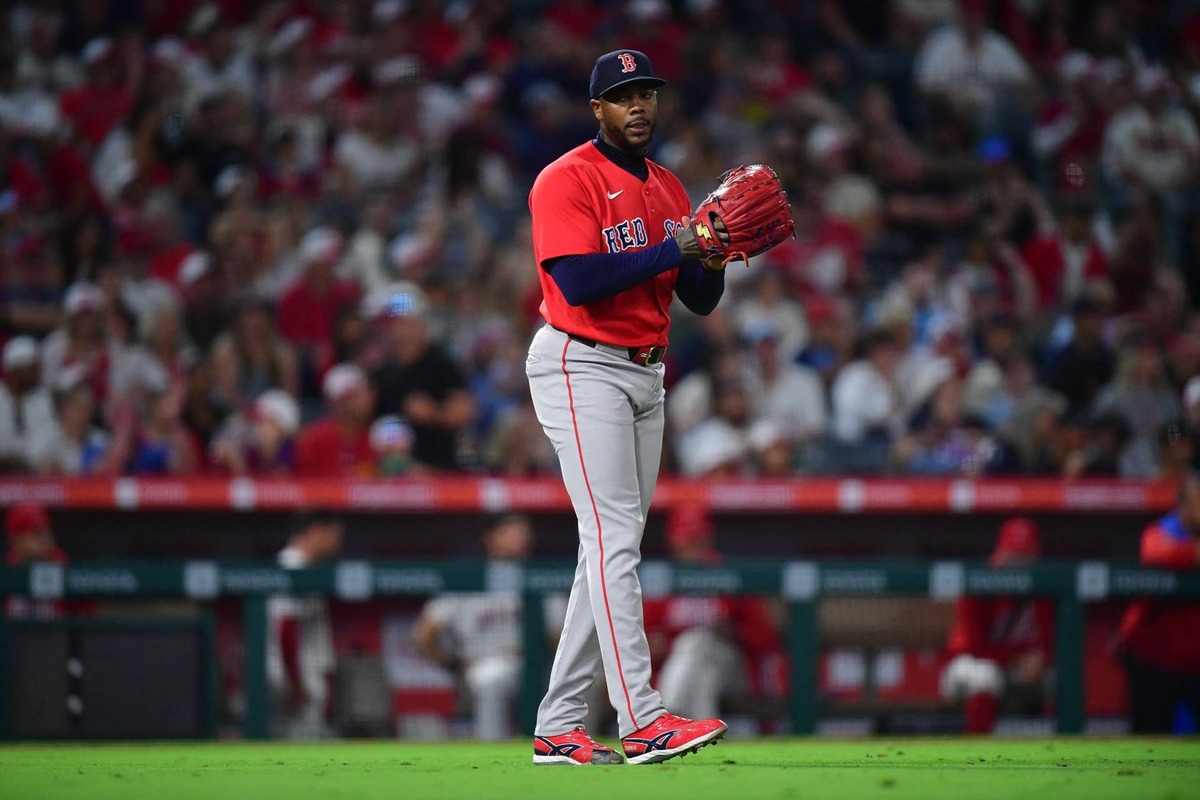  Boston Red Sox pitcher Aroldis Chapman (44) Gary A. Vasquez-Imagn Images