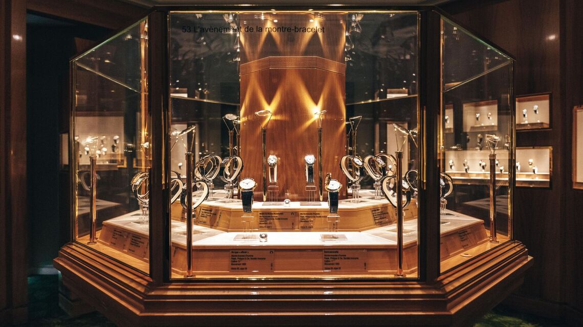 Discover the exclusive world of intricate hand-made watches in Geneva