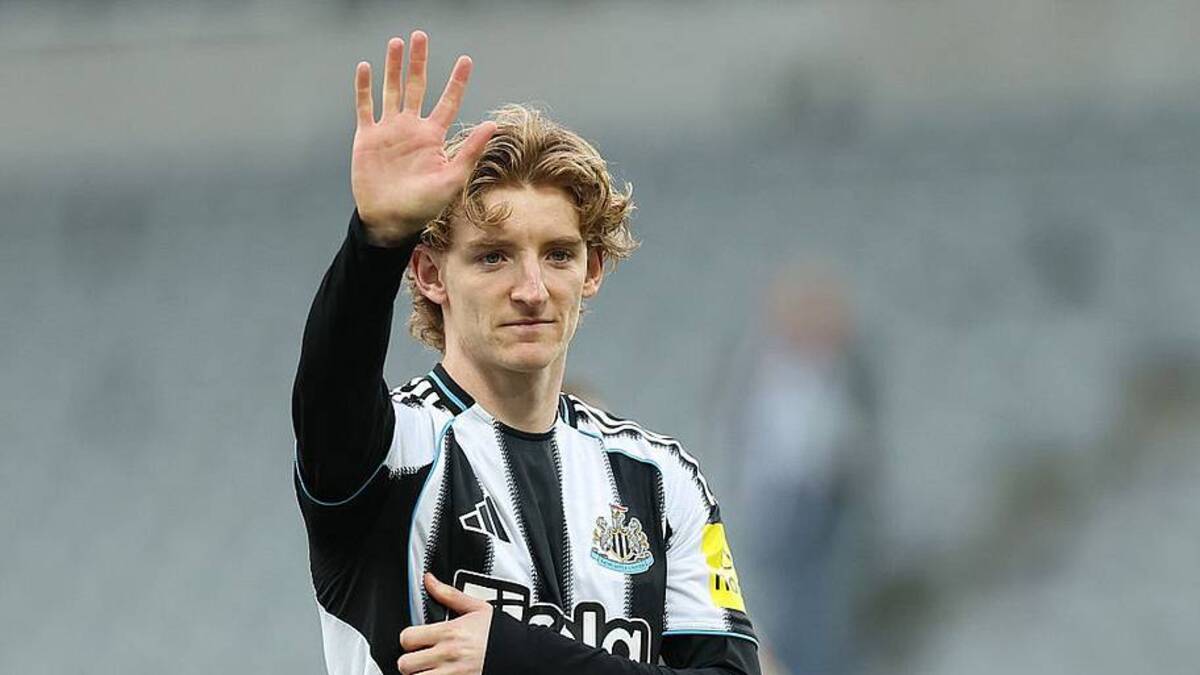  Newcastle need a replacement for Anthony Gordon. | Stu Forster/Getty Images 