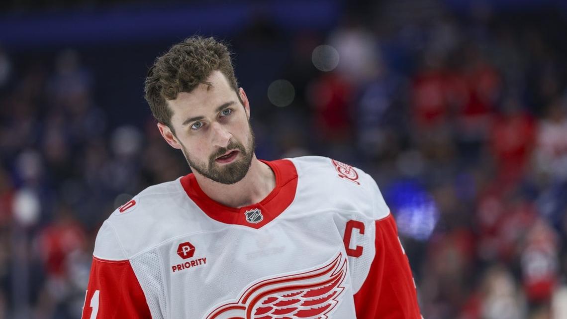 Report: Dylan Larkin requests trade from Red Wings 