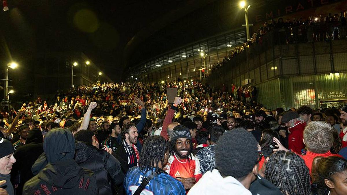  Hundreds of thousands will line the streets when the time comes. | Brook Mitchell/AFP/Getty Images 
