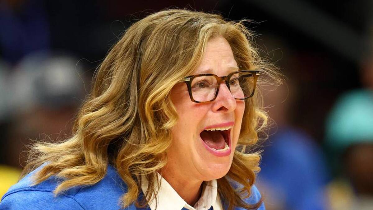  Apr 5, 2026; Phoenix, AZ, USA; UCLA Bruins head coach Cori Close reacts in the third quarter against the South Carolina Gamecocks during the National Championship game of the women's 2026 NCAA Tournament at Mortgage Matchup Center. Mandatory Credit: Mark J. Rebilas-Imagn Images | Mark J. Rebilas-Imagn Images 