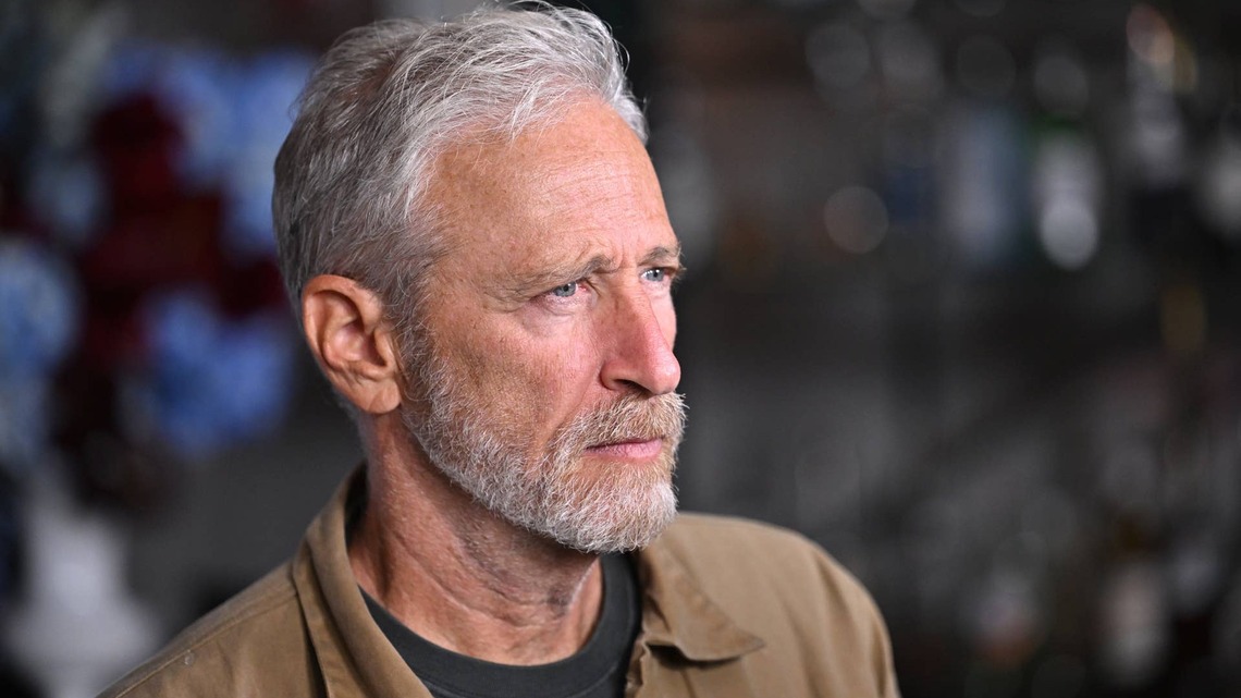 Jon Stewart to AI Whistleblower: "It's the Most Irresponsible Race Humankind Has Ever Engaged In" 