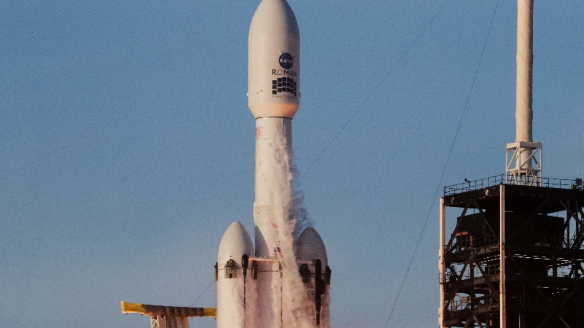 Exclusive-UK deepens reliance on Musk's SpaceX, spending nearly $40 million on satellite services 