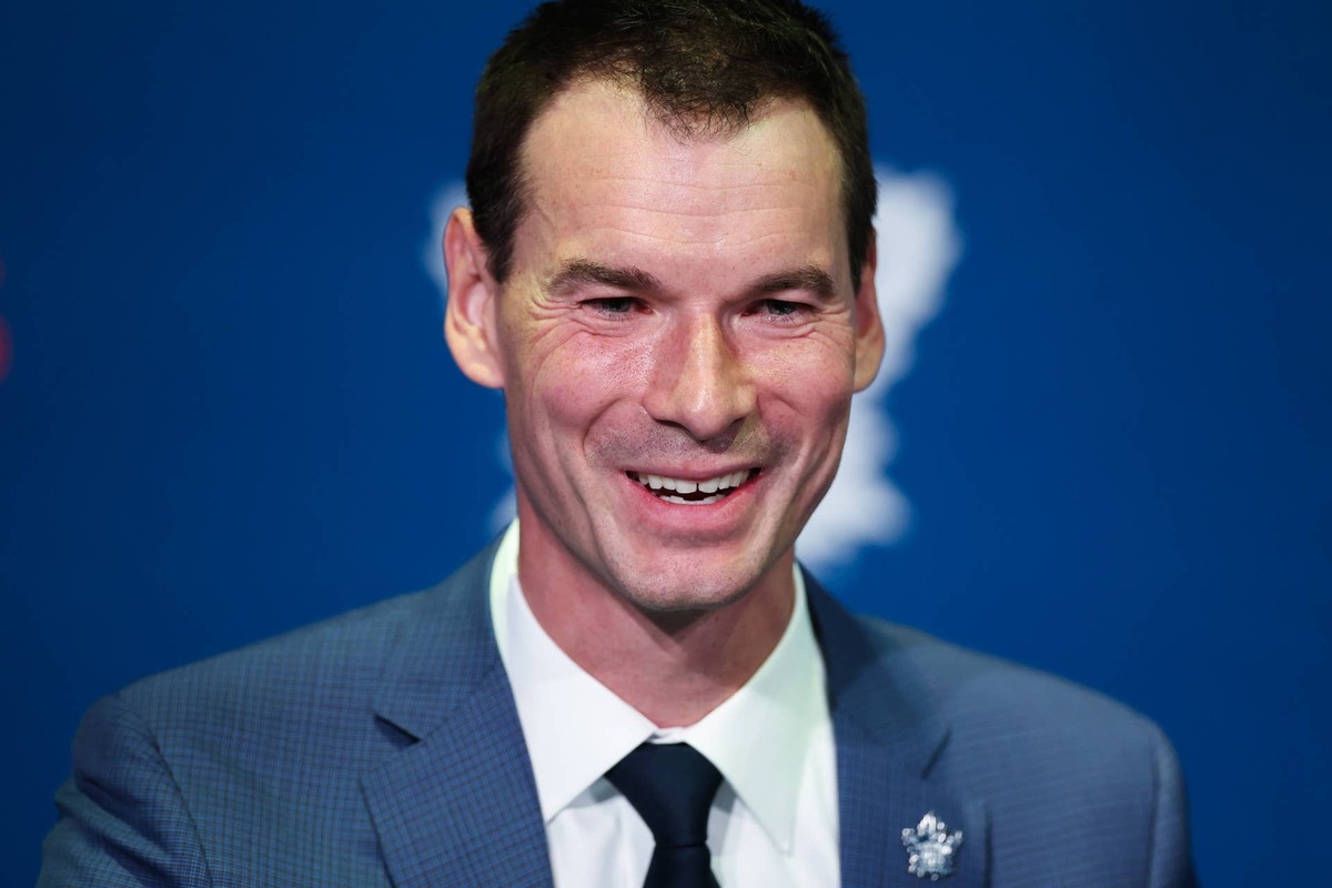  Maple Leafs general manager John Chayka interviewed 55 head coaching candidates and chose Jim Hiller out of the litter. 