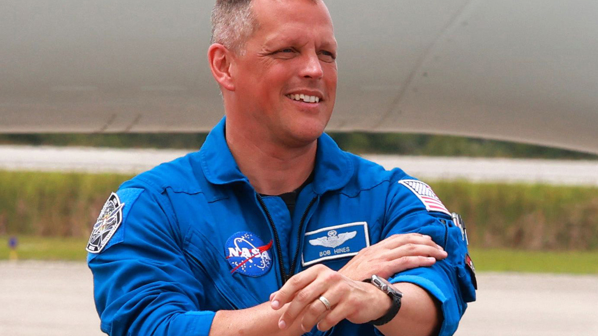 SpaceX Crew-4 astronaut Bob Hines arrives with his three crewmates to Kennedy Space Center in Florida on April 18, 2022, ahead of their launch to the International Space Station. (Joe Burbank/Orlando Sentinel/TNS)