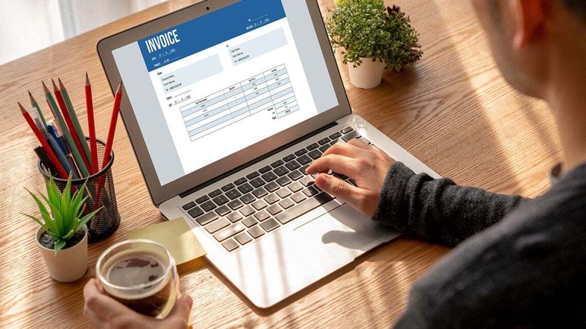 How to calculate late fees on invoices and when to charge them 