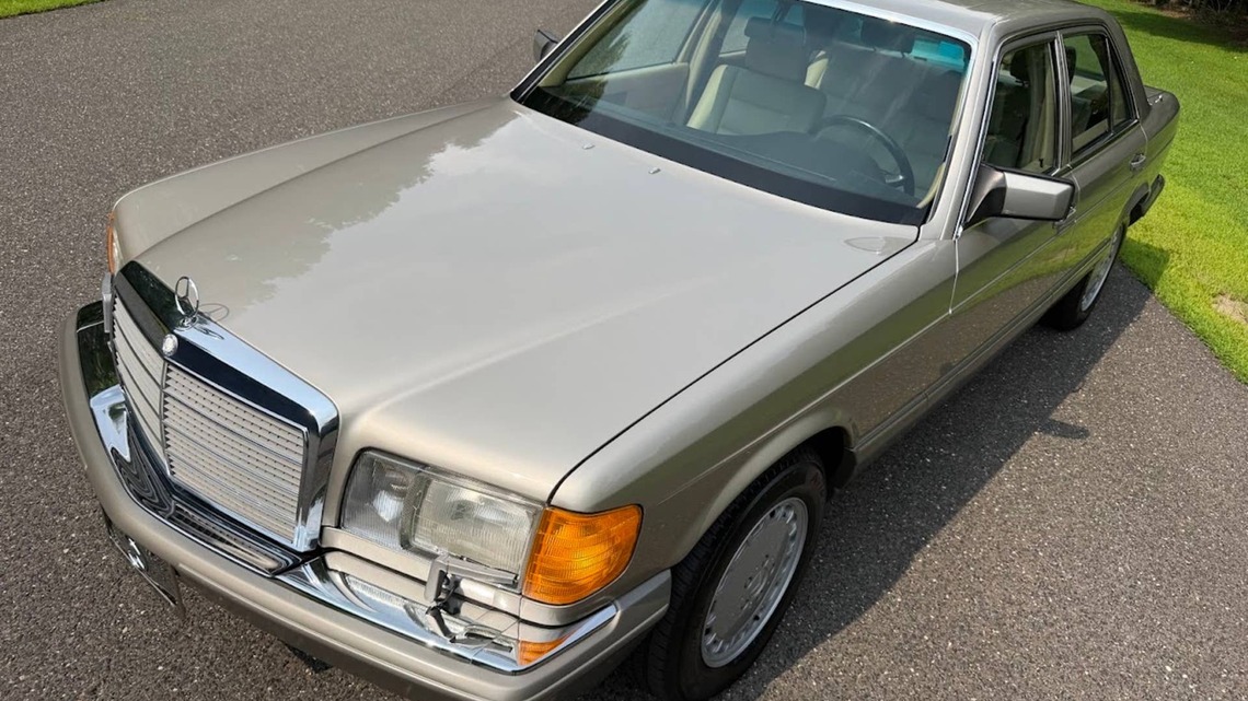 1991 Mercedes-Benz 300 SE For Sale with 49,000 Miles 