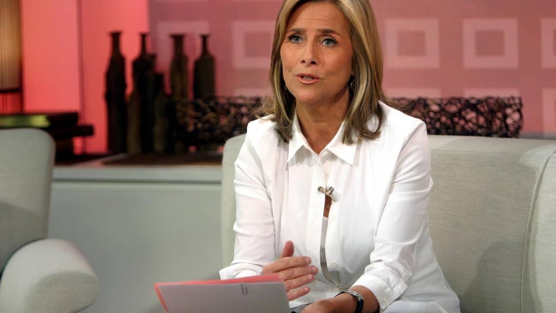 Meredith Vieira, 72, Smiles in Rare Public Appearance Alongside Susan Lucci 