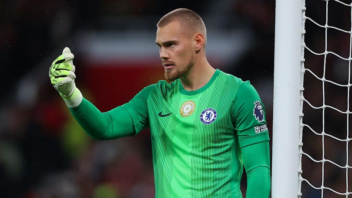  Liam Rosenior briefly tried something new with Jörgensen. | James Gill/Danehouse/Getty Images 