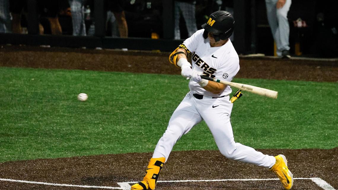 Wiffle balls, 18-hour road trip & close friends gave Mizzou its best hitter of ‘26
