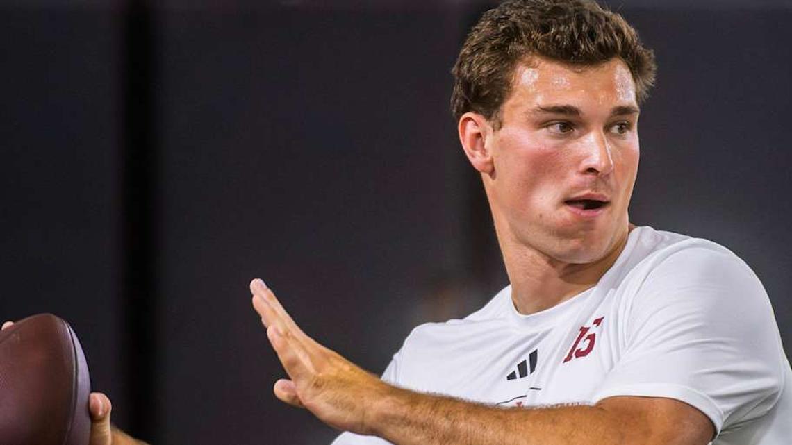  Fernando Mendoza participates in Indiana University's Pro Day at Mellencamp Pavilion on Wednesday, April 1, 2026. | Rich Janzaruk/Herald-Times / USA TODAY NETWORK via Imagn Images 