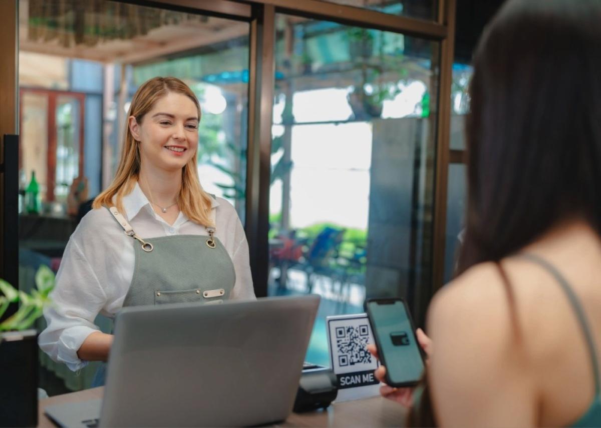  Chokniti-Studio // Shutterstock 