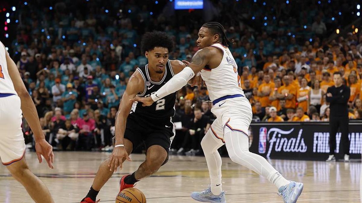  Spurs guard Dylan Harper led all bench players with 16 points in Game 1 of the NBA Finals. | Geoff Burke-Imagn Images 
