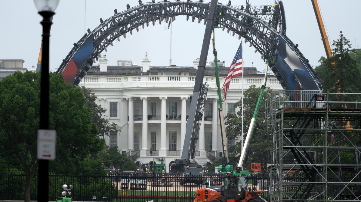 White House UFC Construction. Equipment is seen on the South Lawn off the White House on May 26, 2026.