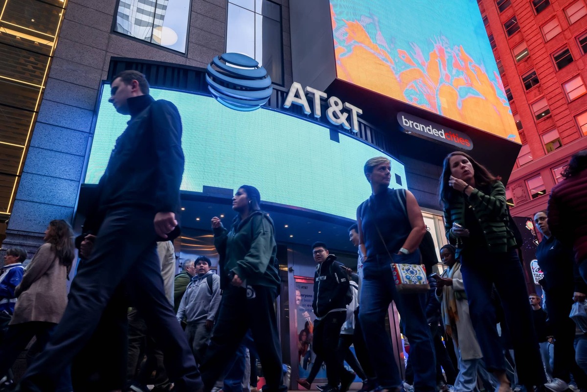  AT&T continues to invest heavily in fiber. 