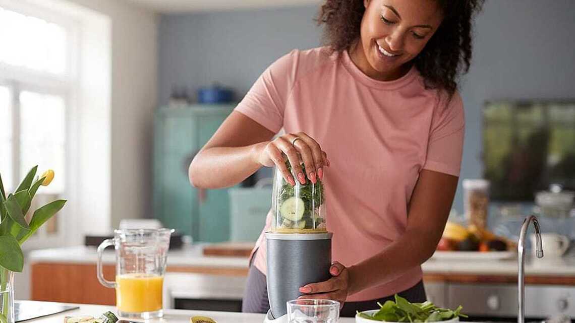 The myths and risks of diet cleanses 