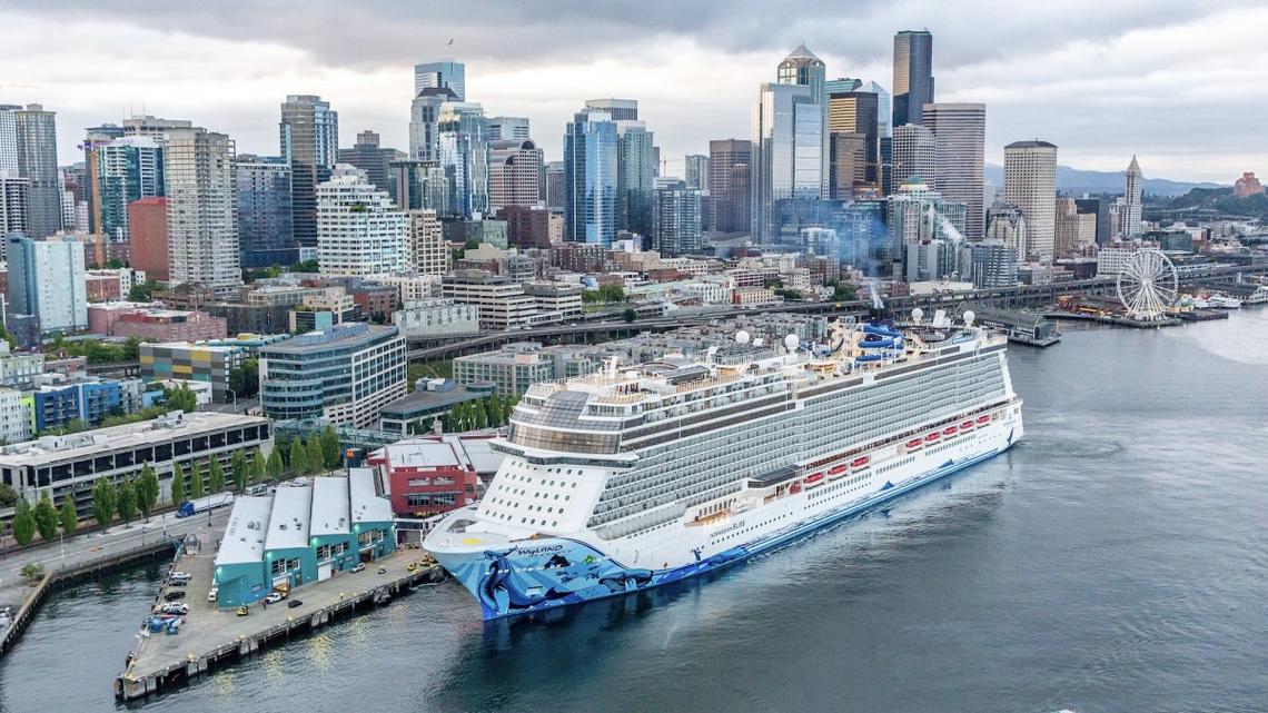  Seattle is easy to explore after a cruise, especially when you use the free Port Valet service for your luggage. 