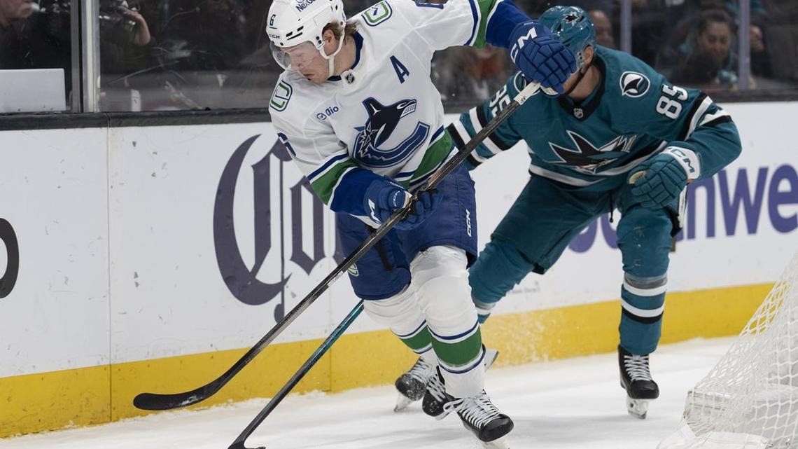 Sharks' playoff plans take hit in shootout loss to Canucks 