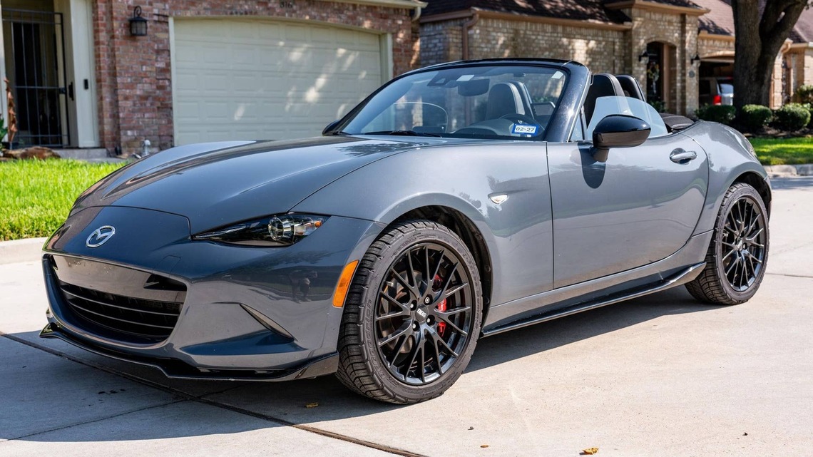 2021 Mazda MX-5 Miata Club for Sale With 30,300 Miles 