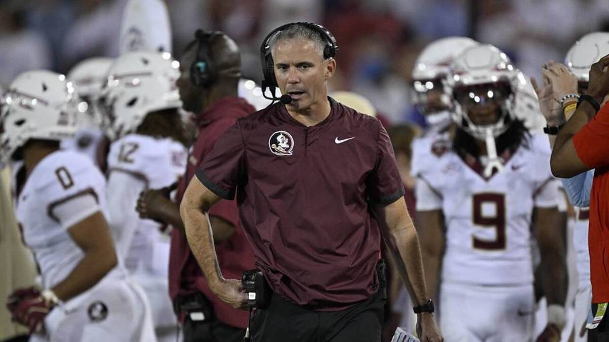  Sep 28, 2024; Dallas, Texas, USA; Florida State Seminoles head coach Mike Norvell during the game between the Southern Methodist Mustangs and the Florida State Seminoles at Gerald J. Ford Stadium. Mandatory Credit: Jerome Miron-Imagn Images | Jerome Miron-Imagn Images 