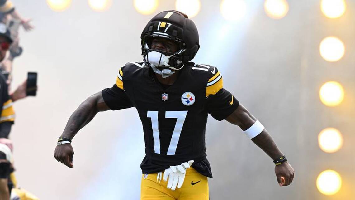 Fantasy Football FAAB Report: Aaron Rodgers, Germie Bernard, and 6 More Week 6 Waiver Wire Adds
