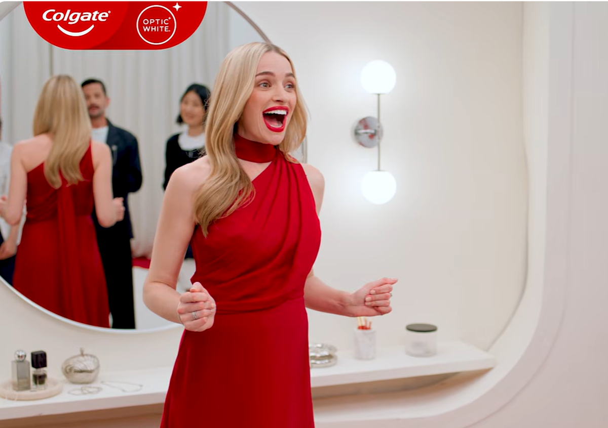 Brianne HoweyColgate Optic White