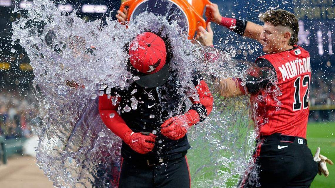 Vargas cracks walk-off HR as White Sox stun Tigers in 10th