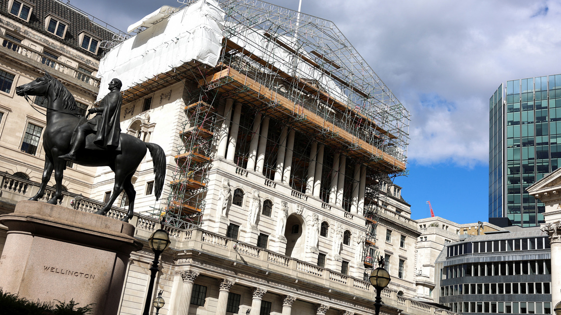 Bank of England shifts tone toward rate hikes as inflation set to top 4% 
