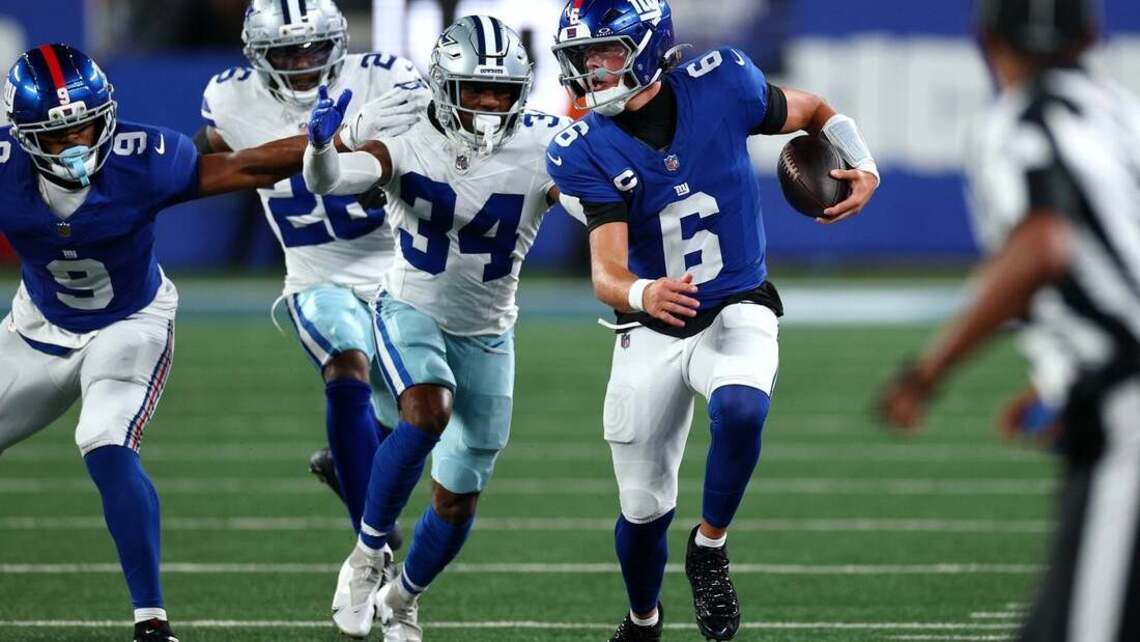 Giants control ball, take down Cowboys in season opener