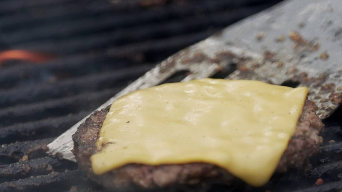 The Dodgers Are Selling A $125 Burger During The Playoffs 