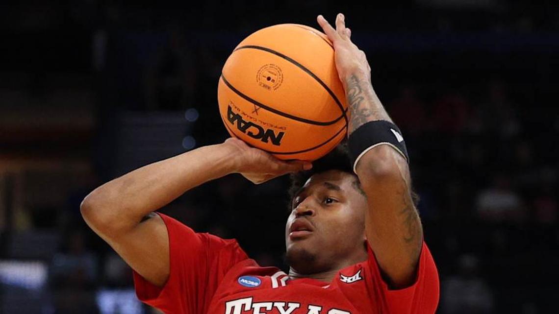 Mar 22, 2026; Tampa, FL, USA; Texas Tech Red Raiders guard Jaylen Petty (11) shoots the ball against the Alabama Crimson Tide in the first half during a second round game of the men's 2026 NCAA Tournament at Benchmark International Arena. Mandatory Credit: Nathan Ray Seebeck-Imagn Images | Nathan Ray Seebeck-Imagn Images 